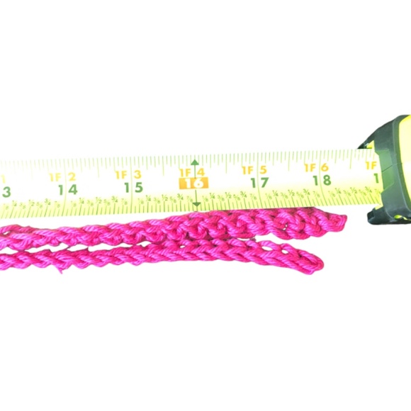 Handmade Crochet Scalloped Edge Open Weave Pink Bandana - Picture 11 of 15